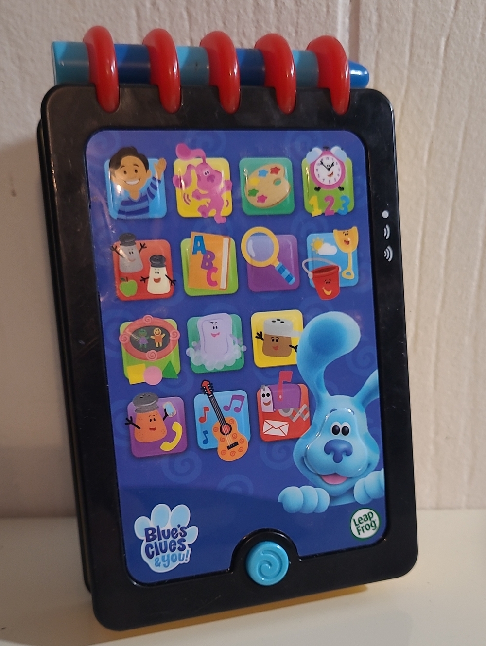 LeapFrog Blue's Clues & You! Really Smart Handy Dandy Notebook Interactive works